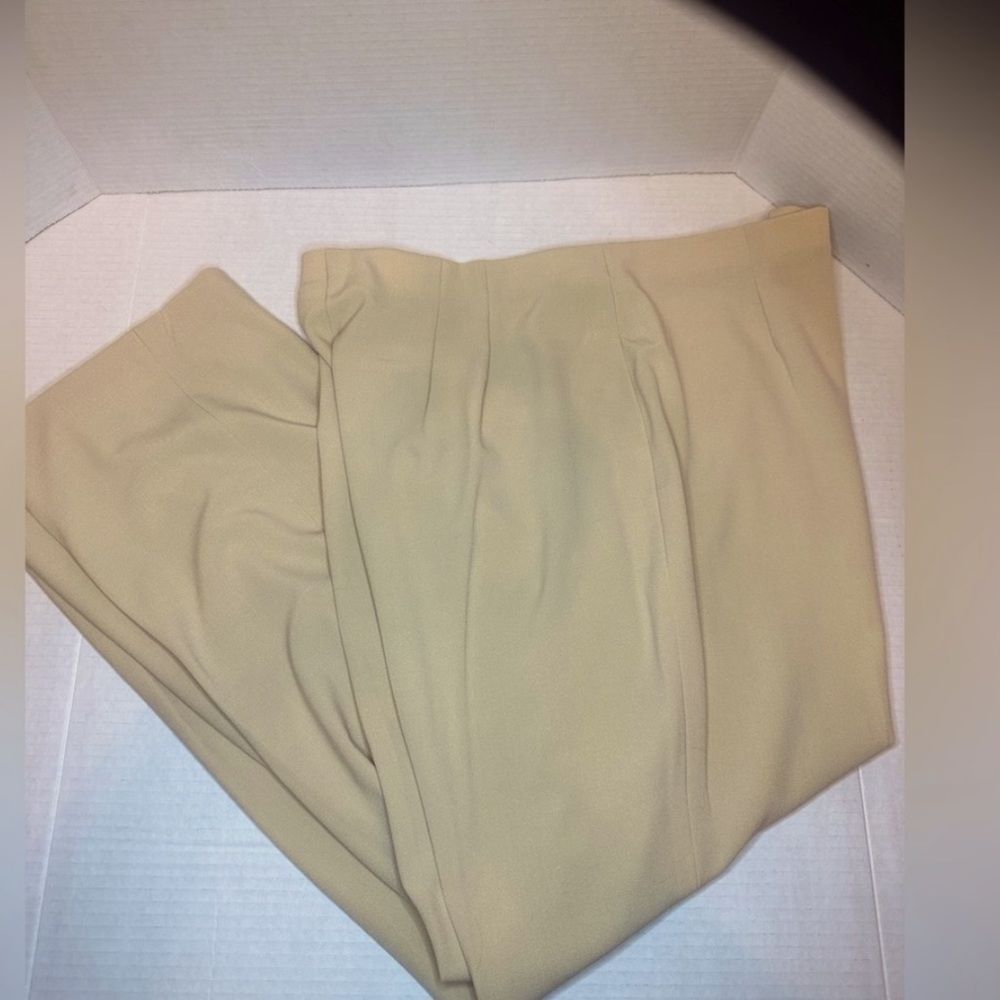 NWT Cold water Creek Pants Cream